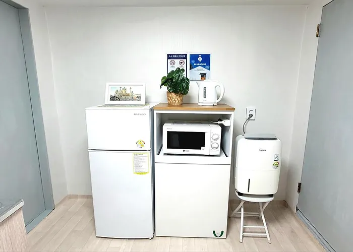 빌라 Gangnam Serviced #cozy#airporttransport#sights#tourist Spot 7minutes ,사당역 블루하우스 도보 1분 *